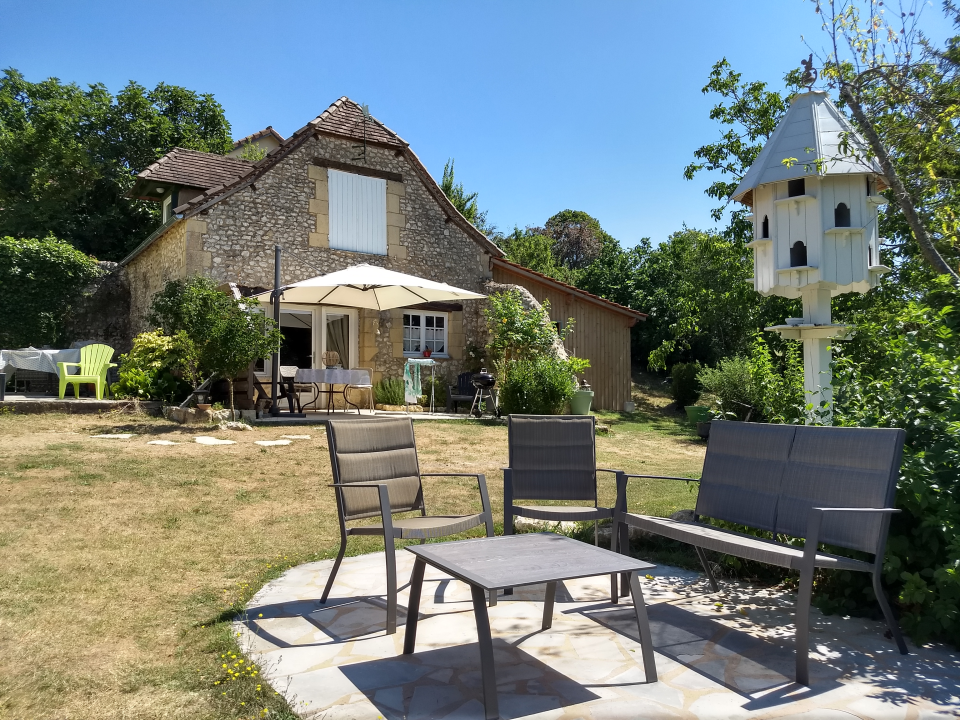... and here our Gîte where we spent the week.<br />The next morning we visited market in Saint-Cyprien, one of many markets in the region. The afternoon we spent relaxing at the pool.